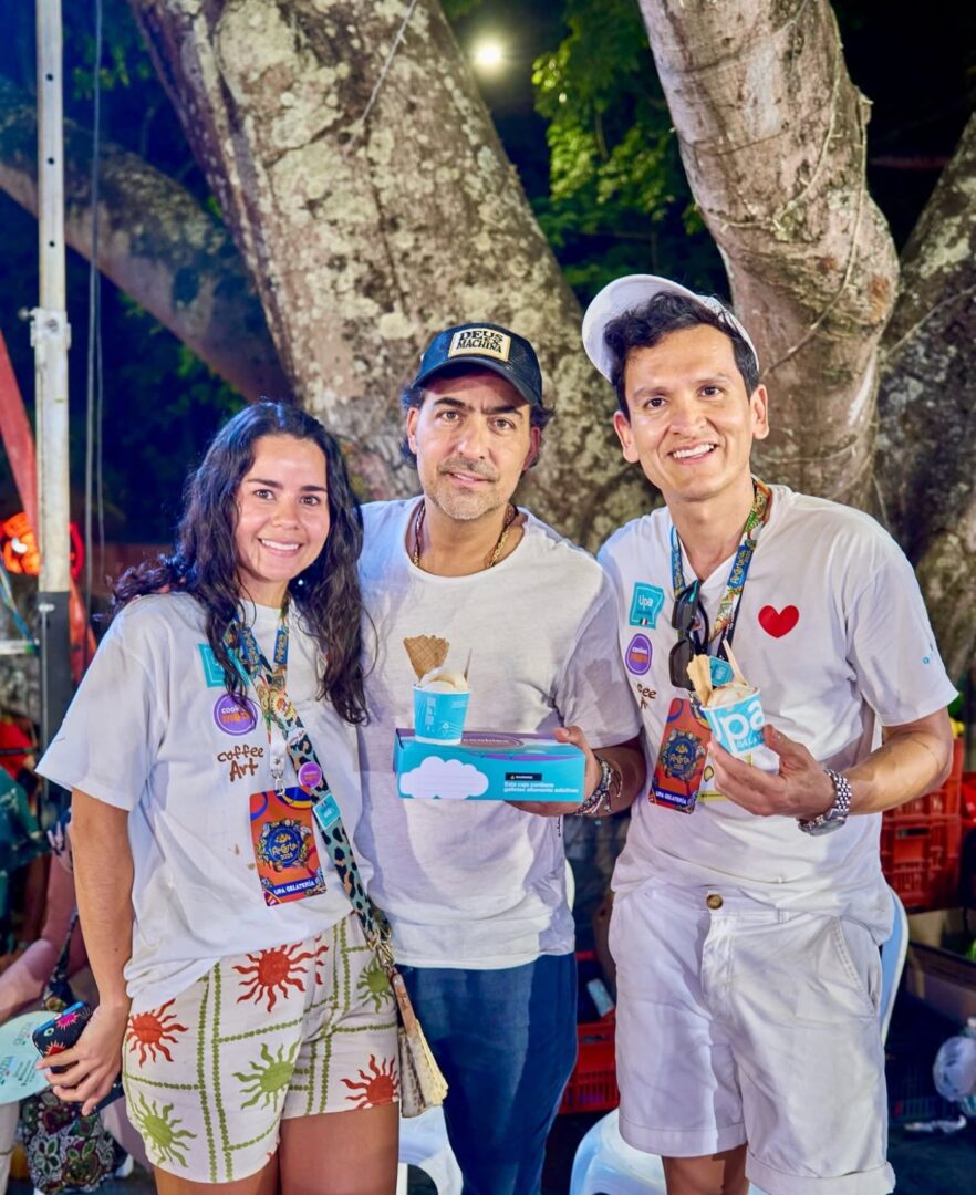img_0349-4-882x1080 Neiva vivió una de sus fiestas más grandes con el Festival Internacional A la Carta 2025, que desde el jueves hasta el lunes festivo reunió a más de 100 mil asistentes en el Malecón del río Magdalena, dejando un balance histórico: ventas superiores a los $5.500 millones de pesos y una proyección sin precedentes para la gastronomía y la cultura huilense.