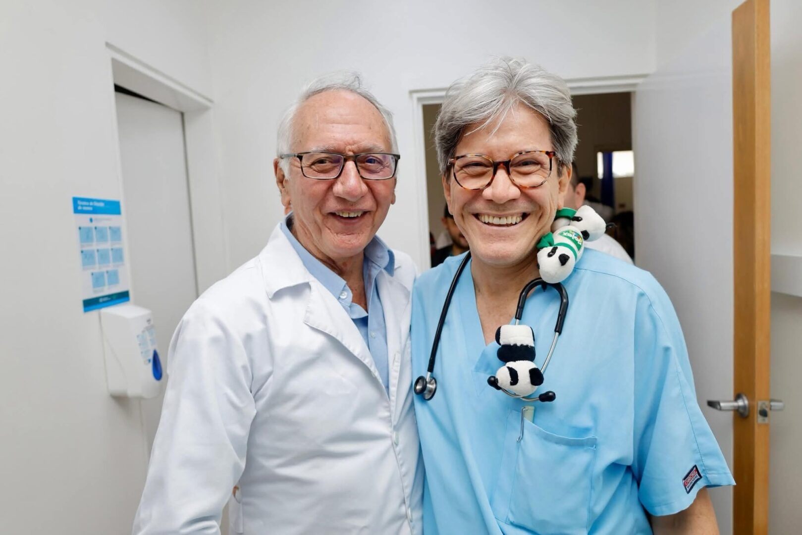 img_4937-2-1619x1080 Verifican avances en obras y equipos médicos en el Huila